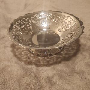 KROME KRAF Art Deco Silver Decorative Bowl. With Scalloped Edging Ornate Design